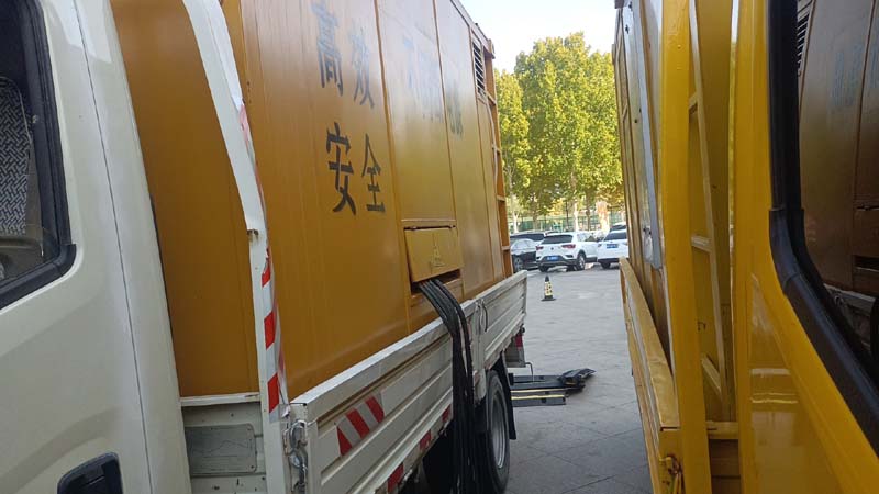 赫章如何判断柴油发电机组和UPS电源的切换时间是否符合要求？