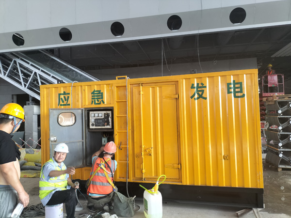 赫章怎样判断空气滤清器是否需要更换？